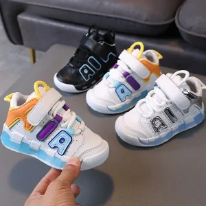 Meninas meninos sapatos esportivos sapatos de bebê da criança antiderrapante tênis casuais sapatos macios para crianças meninas do bebê crianças sapatos ao ar livre