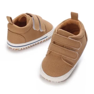 Tênis esportivos confortáveis com sola de tecido para primavera e outono, antiderrapantes para bebês de 0 a 12 meses.